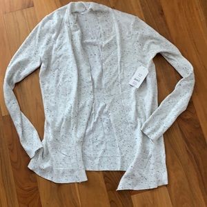 Cardigan with tag